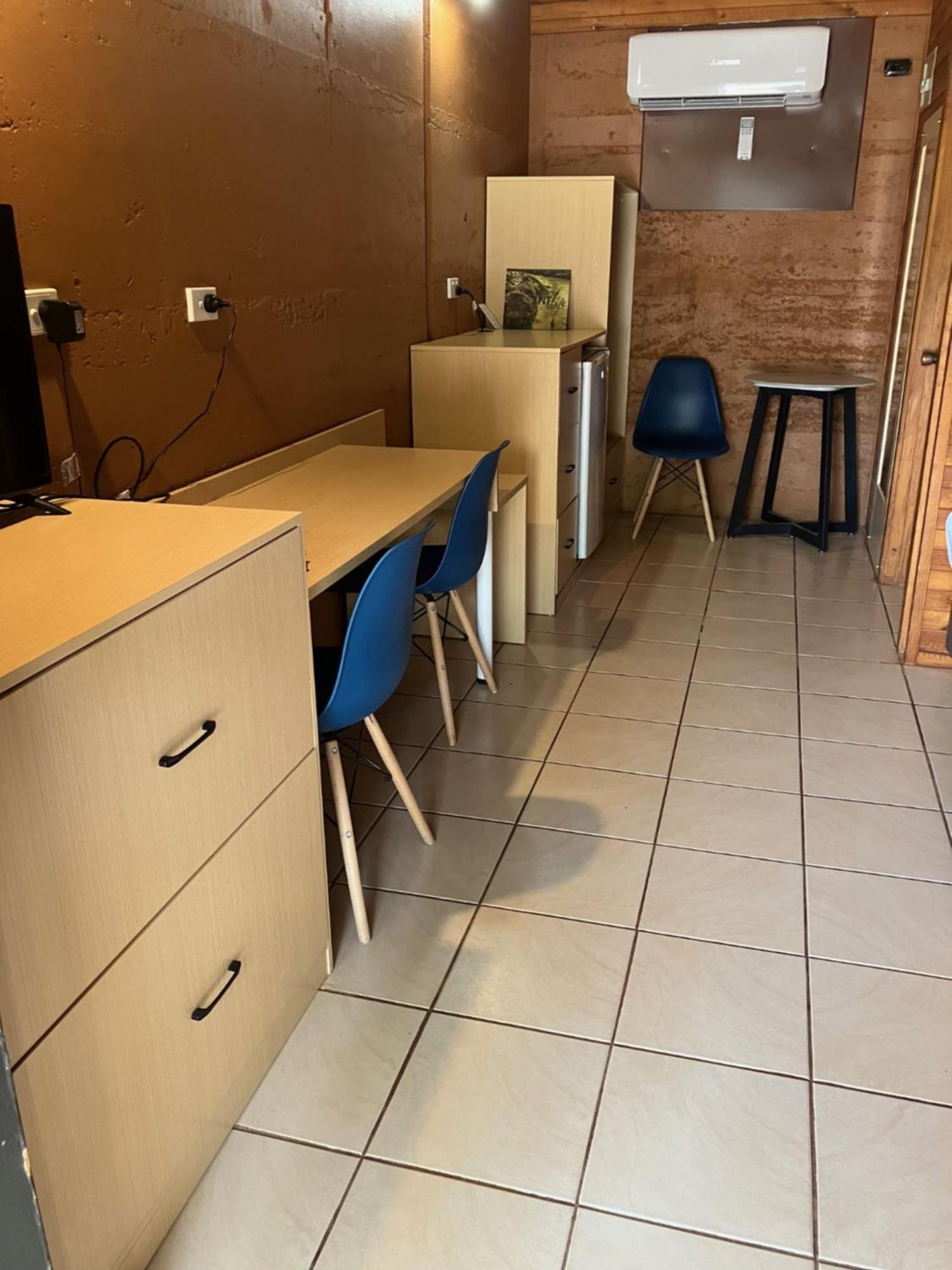 Territory Manor Motel & Caravan Park Mataranka Rom bilde