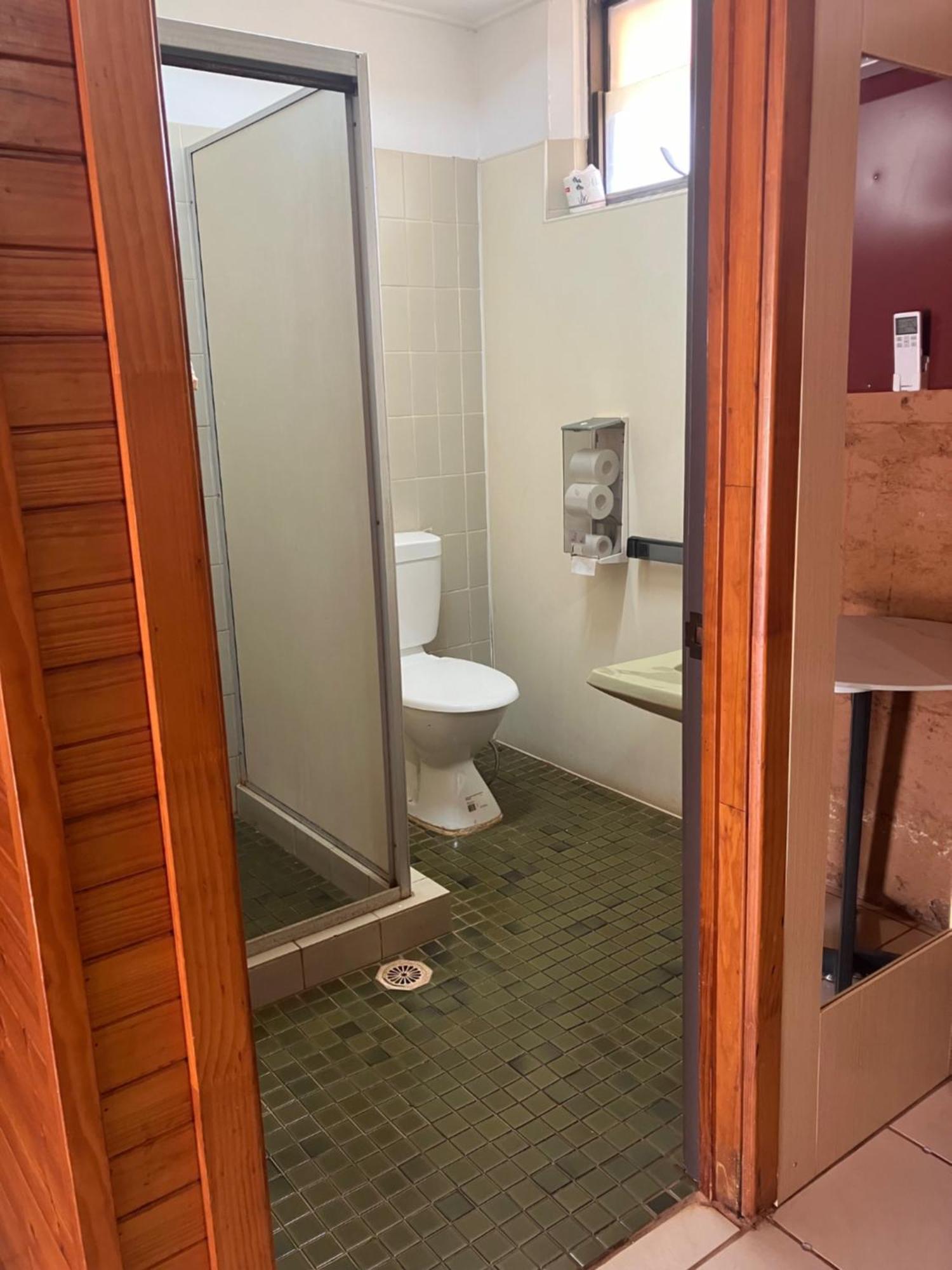 Territory Manor Motel & Caravan Park Mataranka Rom bilde